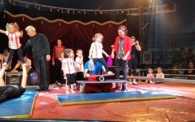 À Landivisiau, 167 enfants de l’école Notre-Dame-des-Victoires ont découvert les arts du cirque