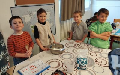 Les CP/CE1.A font des crêpes!
