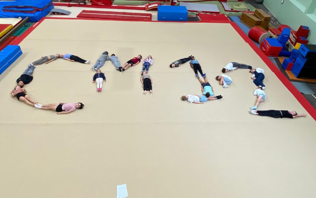 Acrosport chez les CM1/CM2.D
